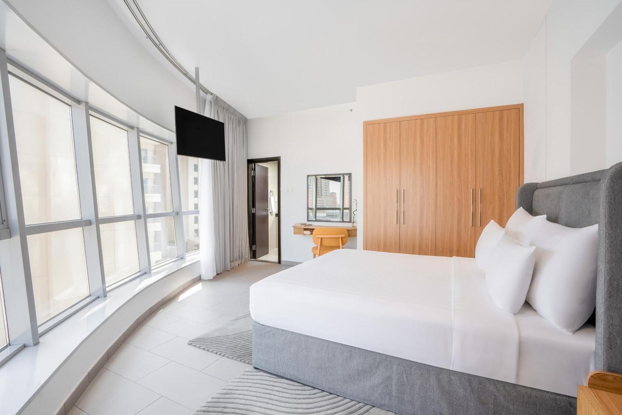 Citadines Metro Central Dubai Bagian luar foto