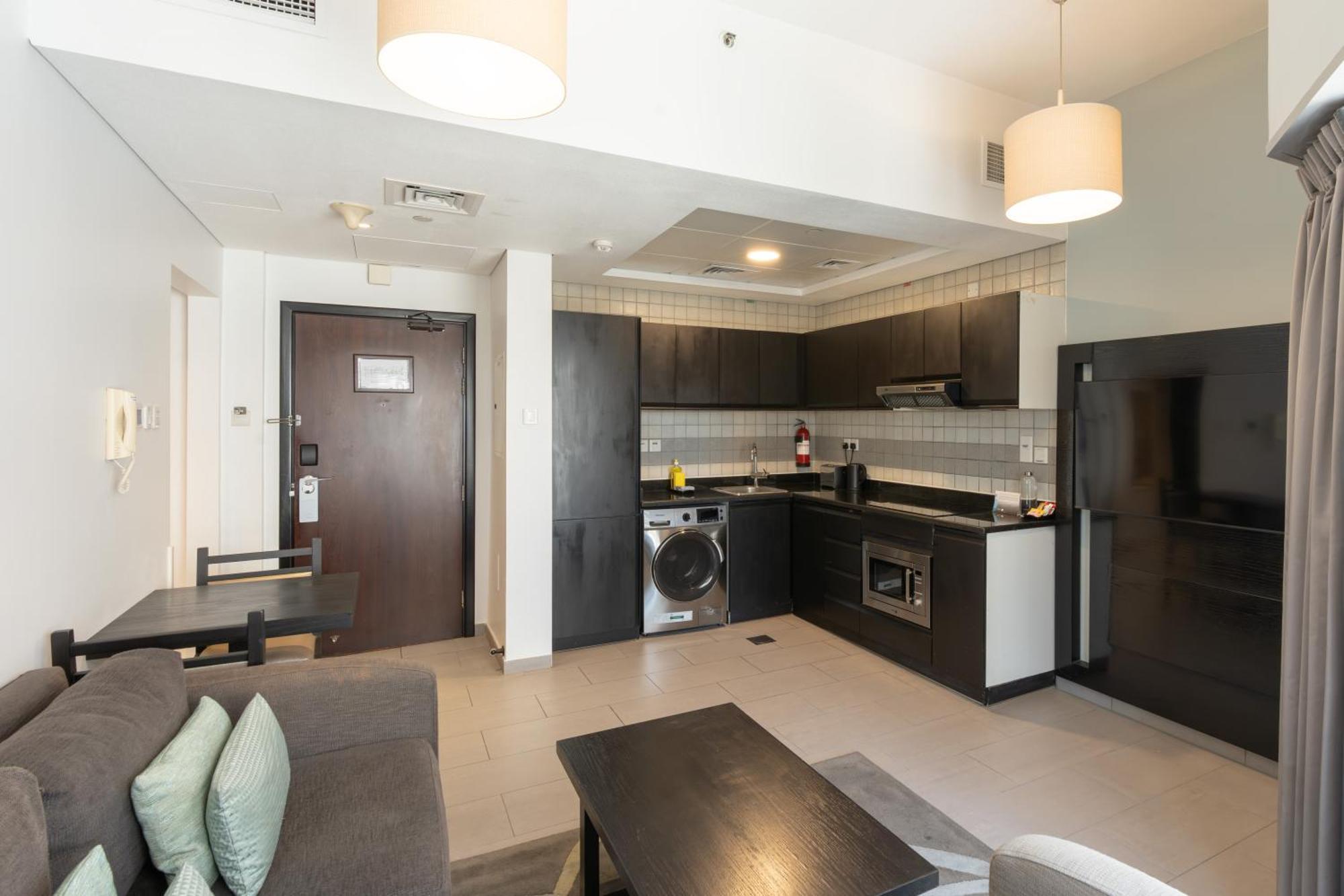 Citadines Metro Central Dubai Bagian luar foto