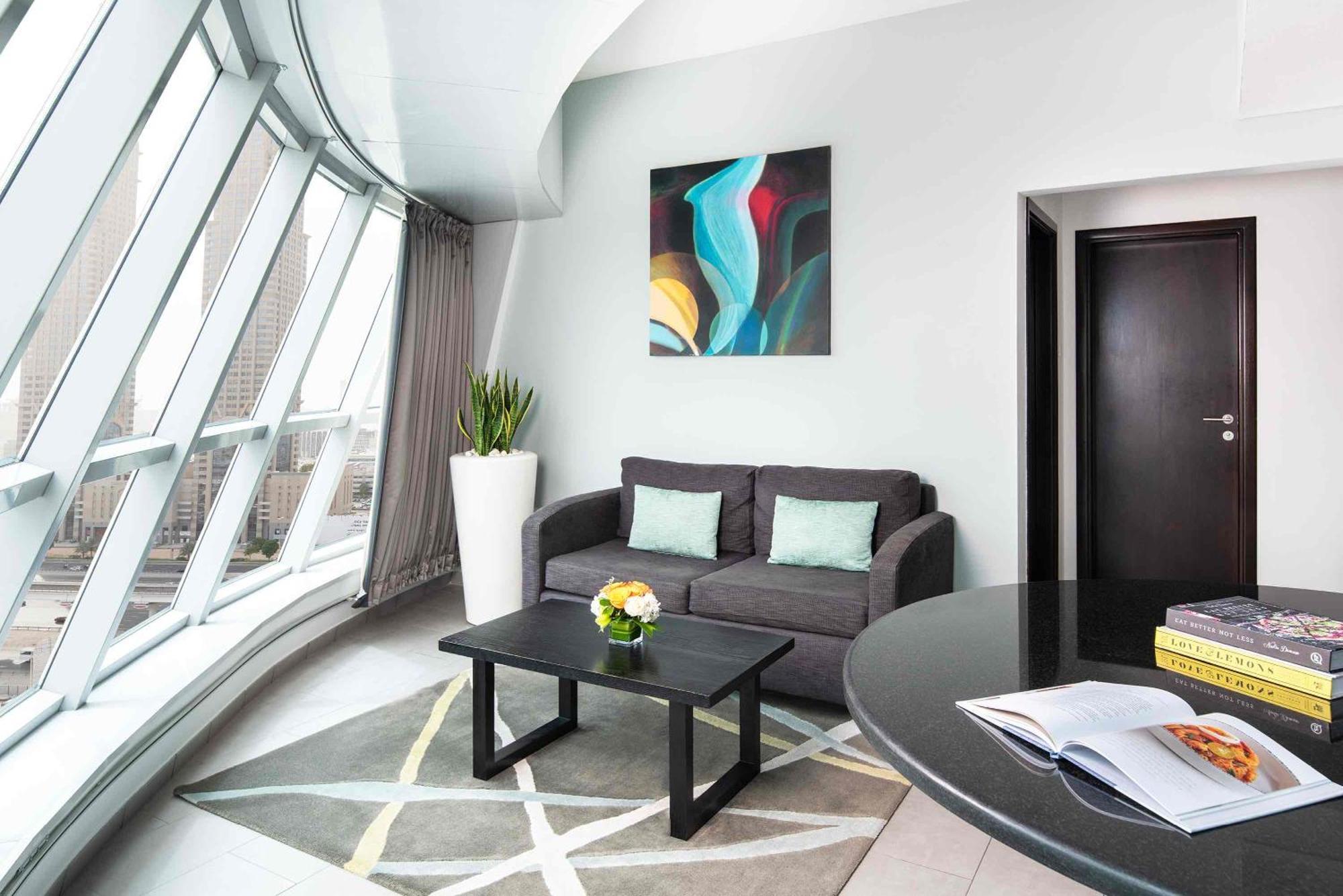 Citadines Metro Central Dubai Bagian luar foto