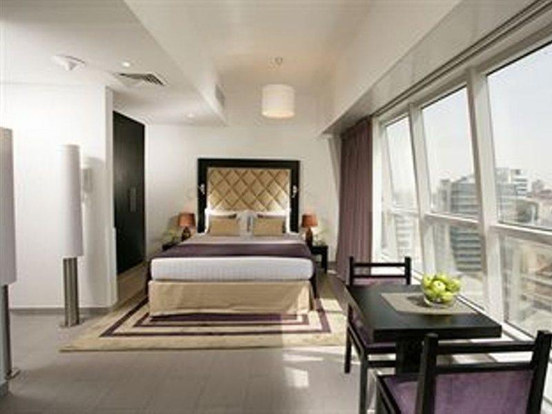 Citadines Metro Central Dubai Bagian luar foto
